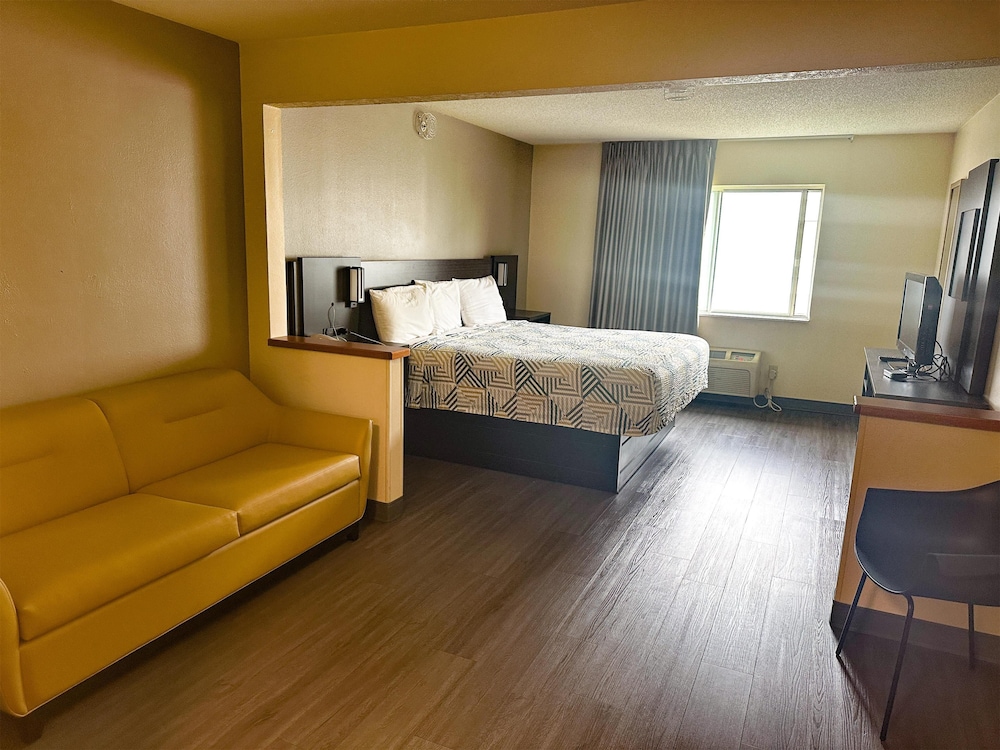 Motel6 Anderson, IN - Indianapolis 33/56
