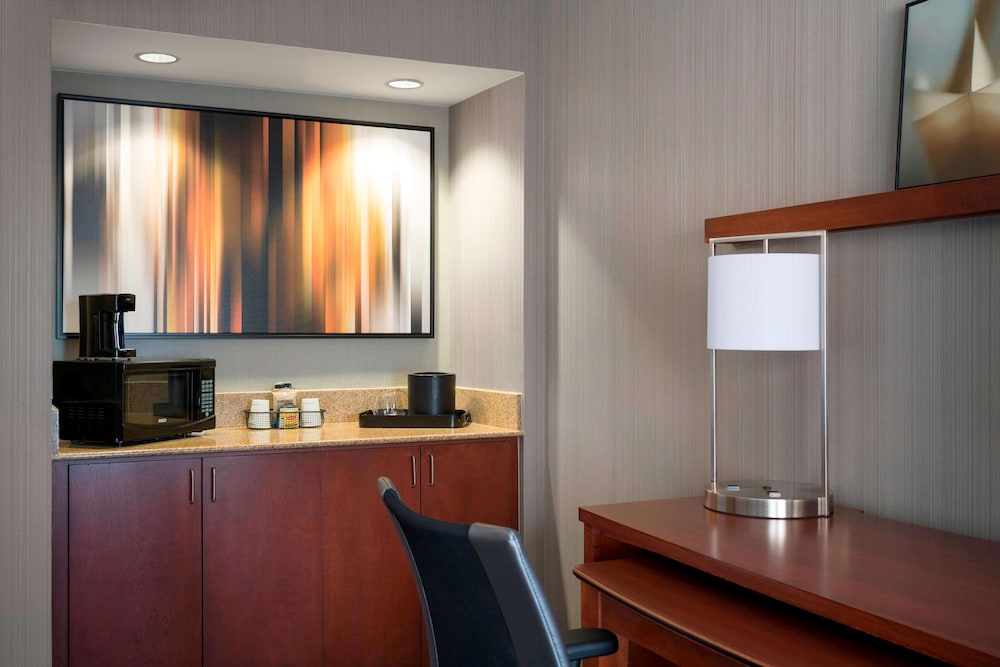 Sonesta Select Los Angeles Torrance South Bay 5/49