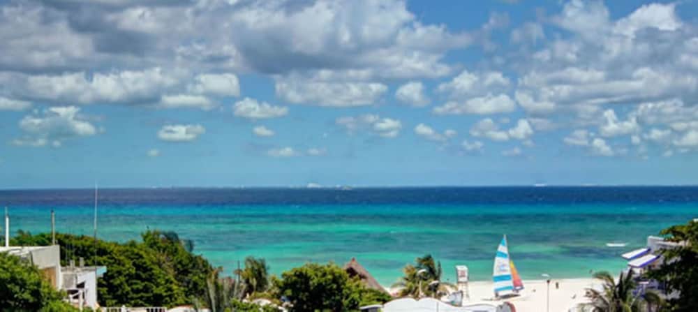 Hotel Cielo, Playa del Carmen 60/69