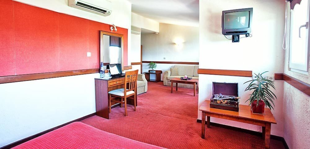Hotel Anastassiou 29/42