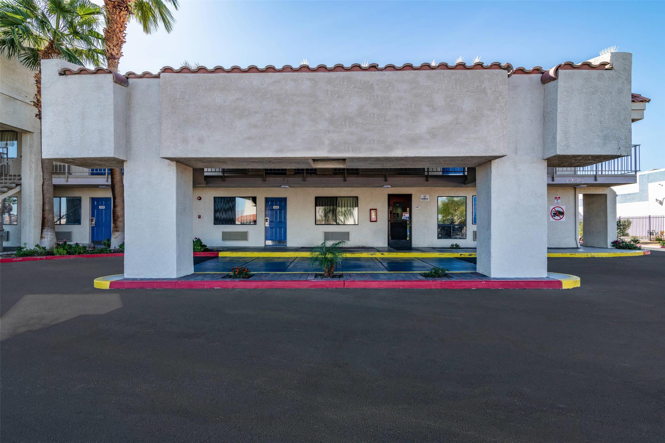 Rodeway Inn & Suites Rancho Mirage - Palm Desert Area 2/6