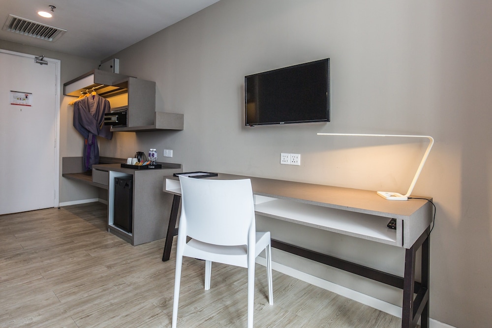 ALIA DAMANSARA BY SUBHOME 10/50