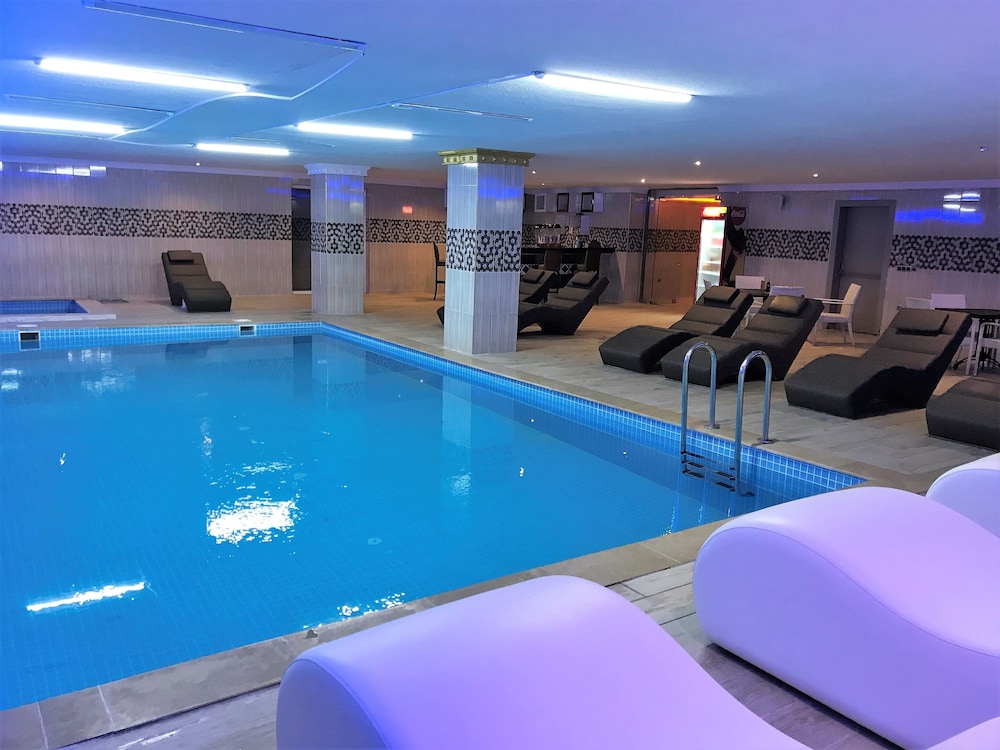 Alrazi Hotel 31/56