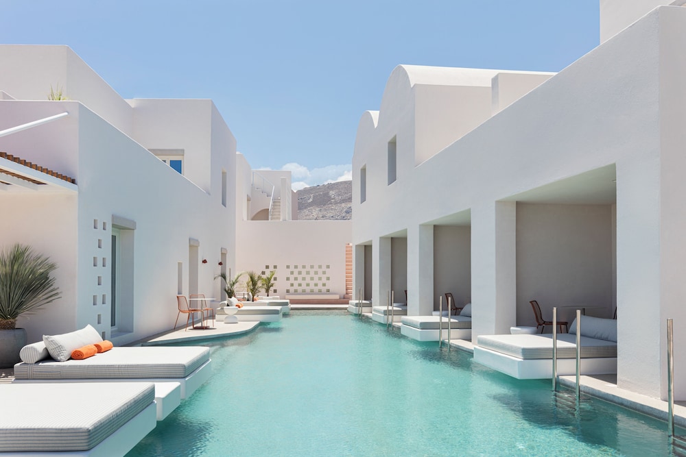VIVA NOVE SUITES 35/43