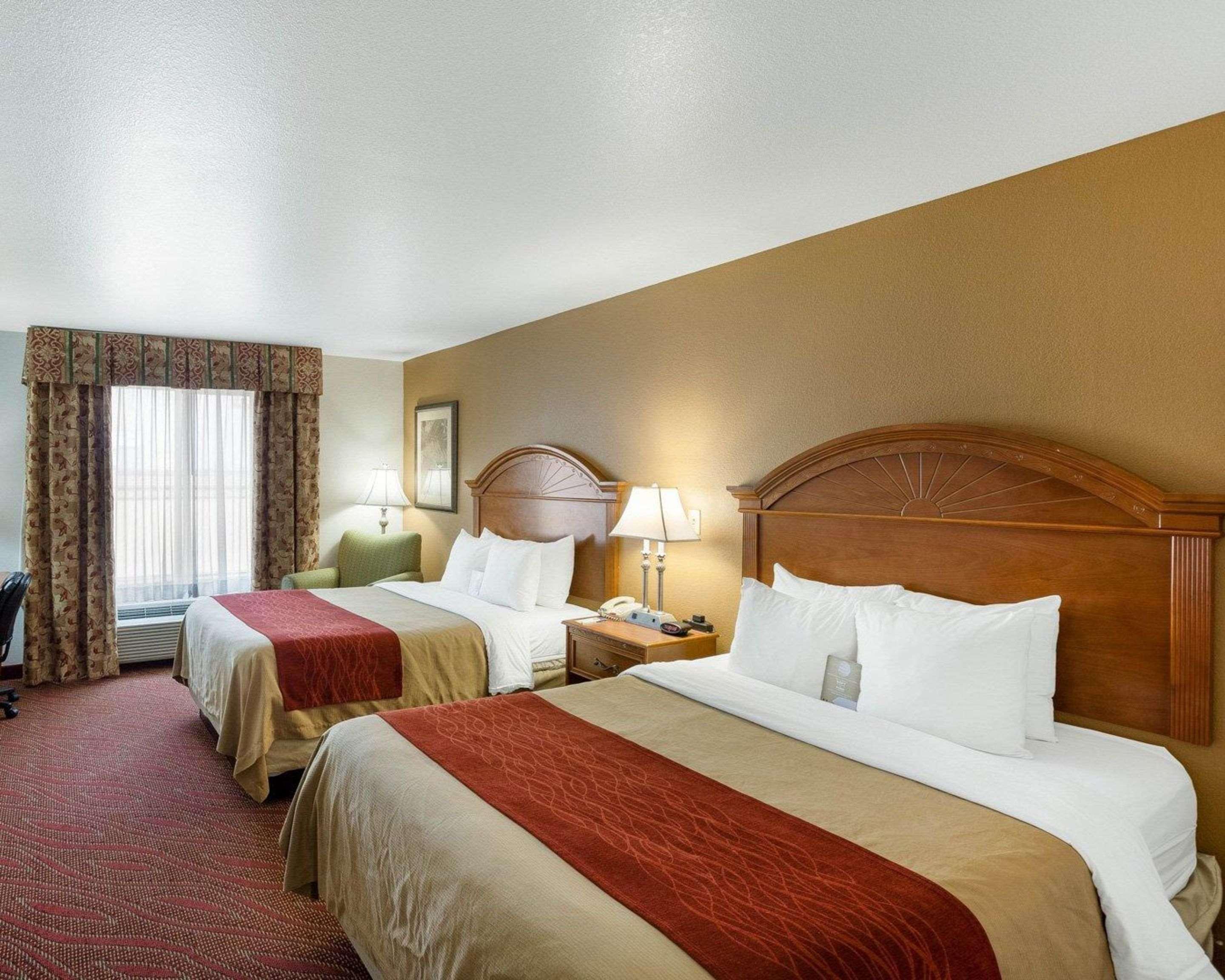 ROOM, 2 QUEEN BEDS