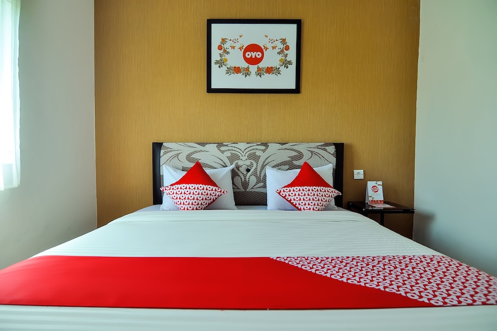 Hotel O near Transmart Padang (formerly Sulaiman Residence) 41/62