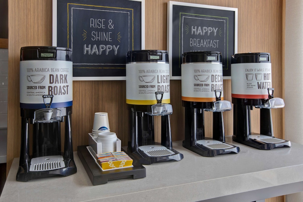 Hampton Inn Suites Deptford Nj 28/53