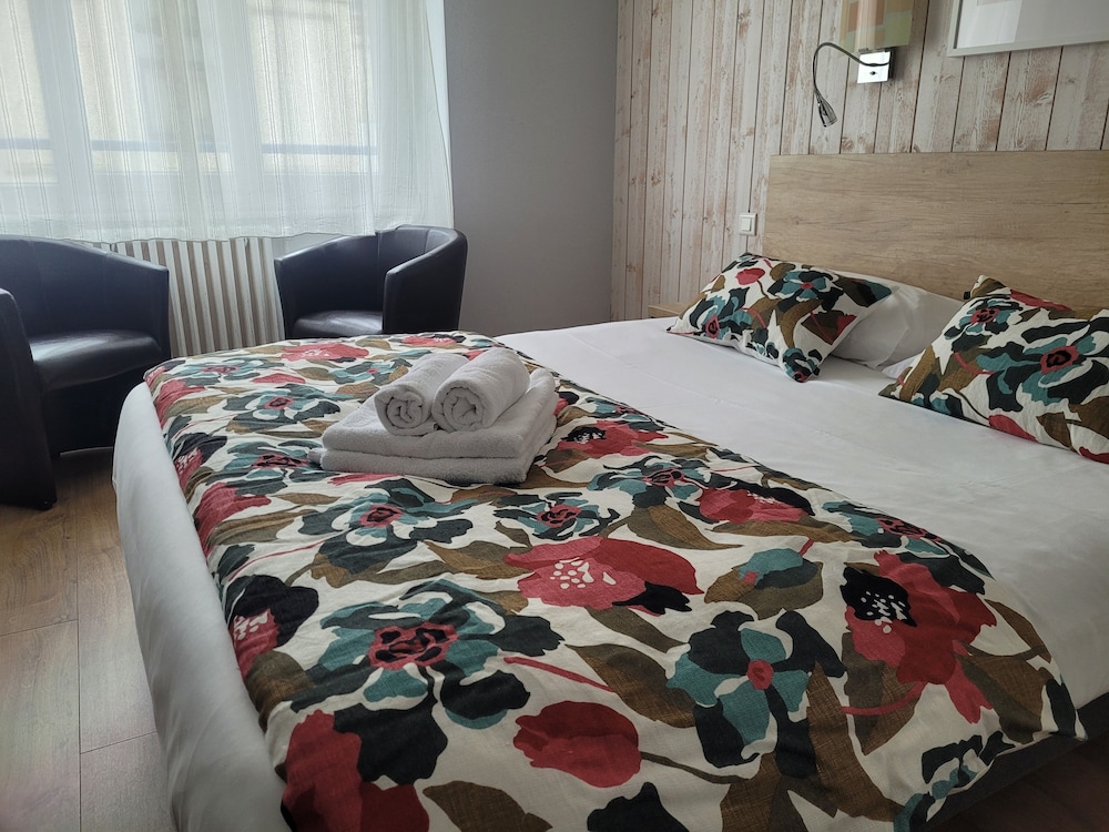 Hotel Des Halles 34/66