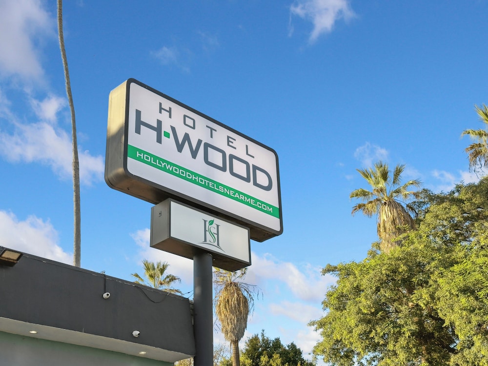 Hotel H-Wood 2/33