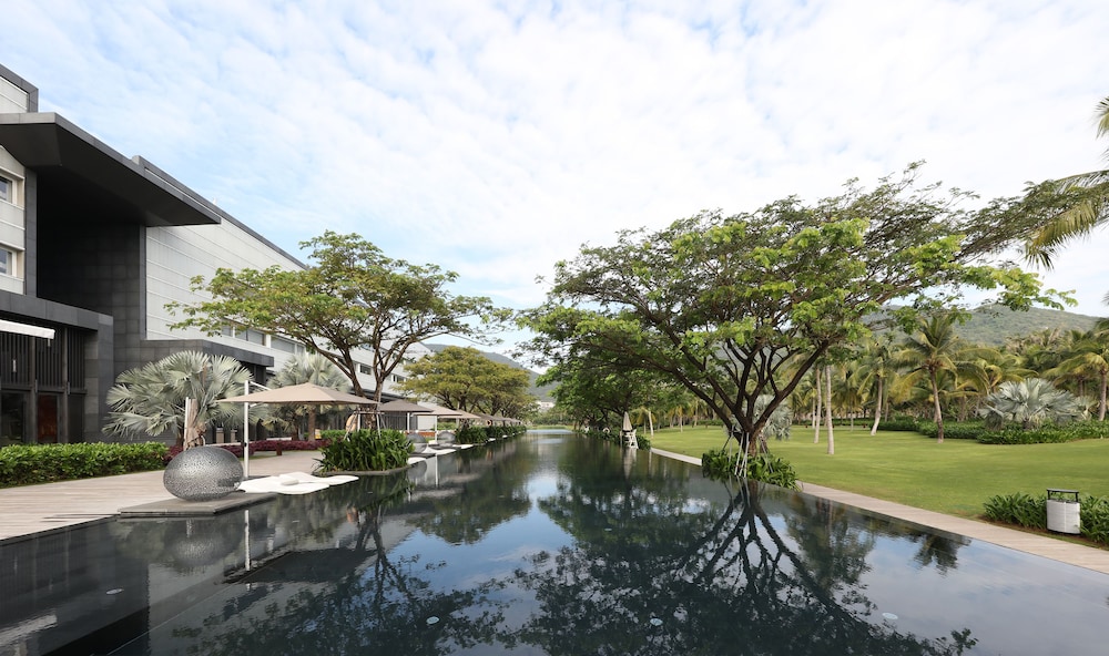 PARK HYATT SANYA SUNNY BAY RESORT 38/71