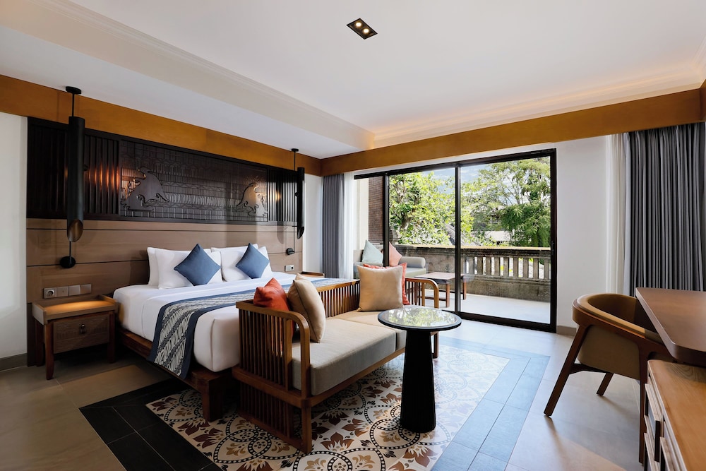 Grand Deluxe Room