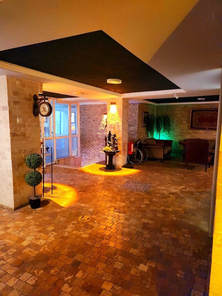 Elit Hotel Corlu 43/48