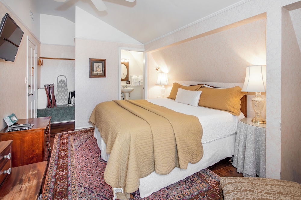 Bath Street Inn 16/50