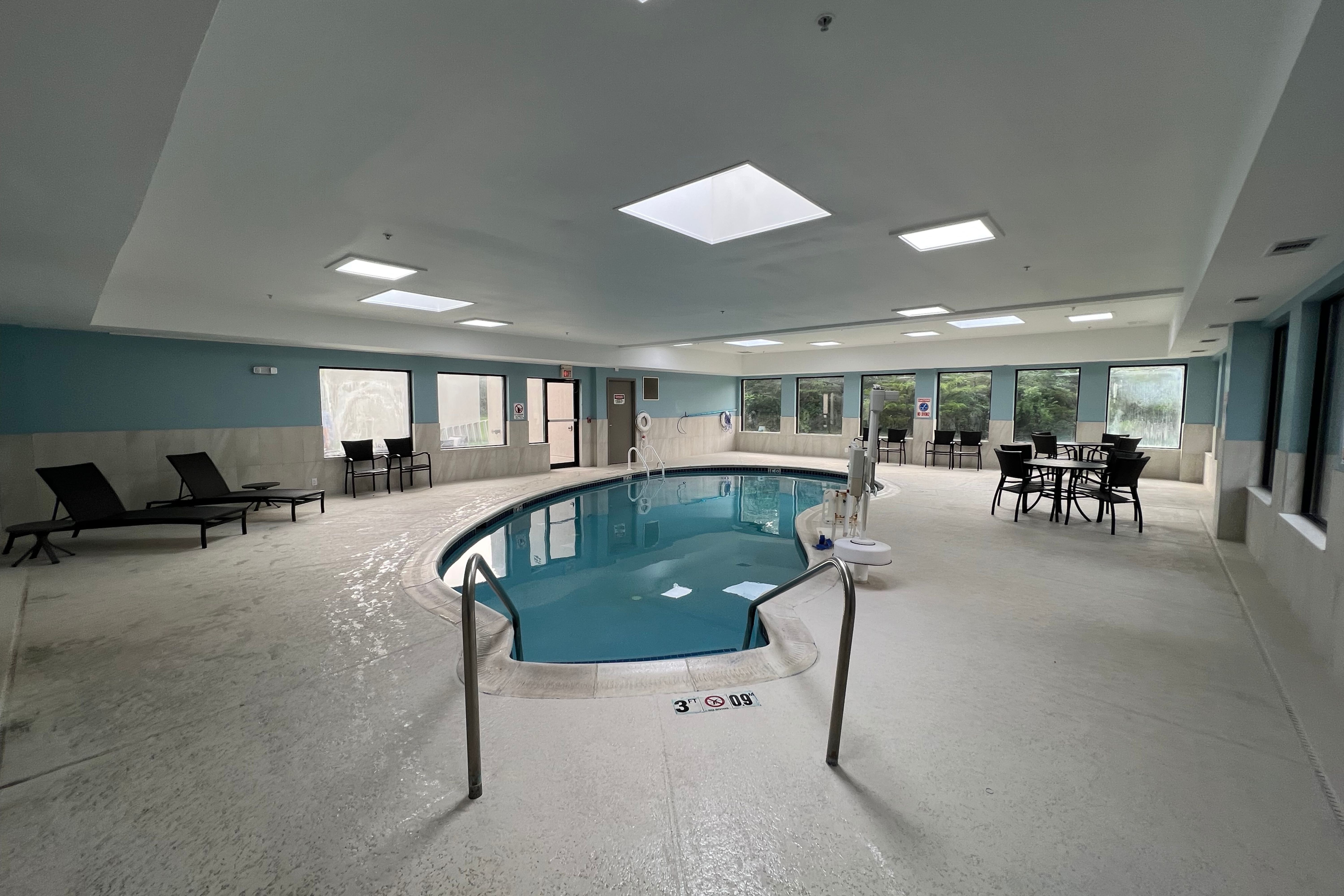 Holiday Inn Express Harrisburg - Hershey 25/50