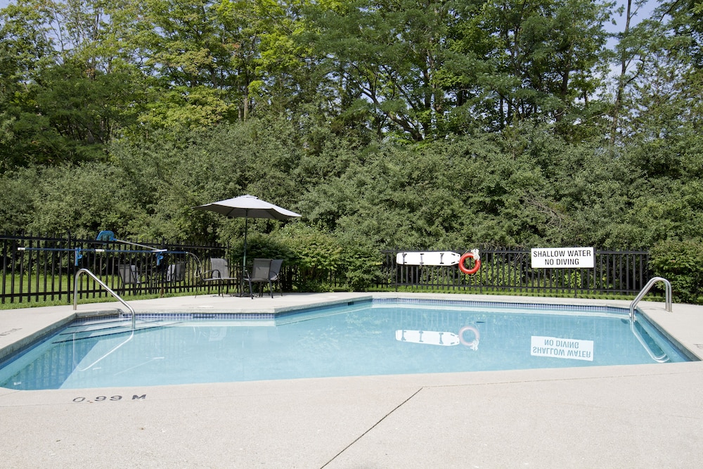 Westover Inn 39/69