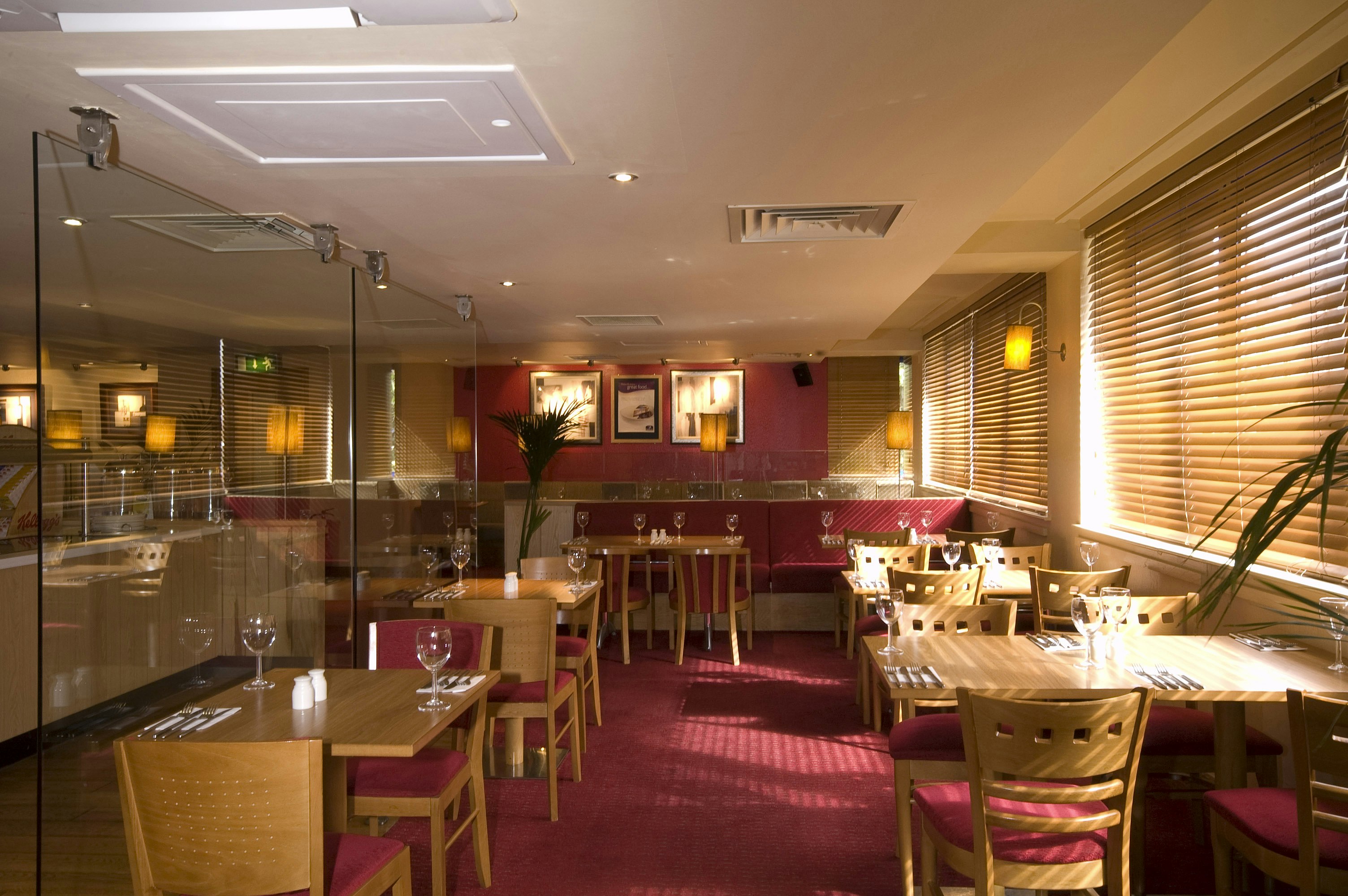 Premier Inn Aberdeen City Centre 20/25