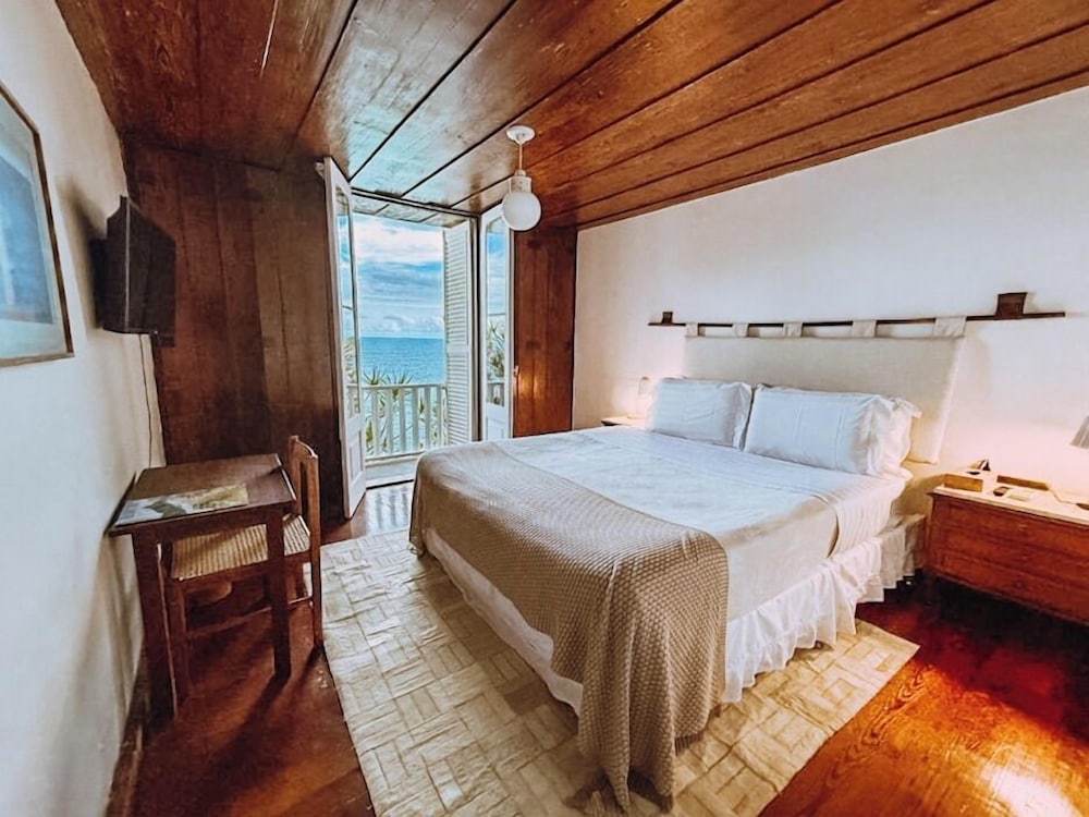 Cliffside Guest House Experience 22/67