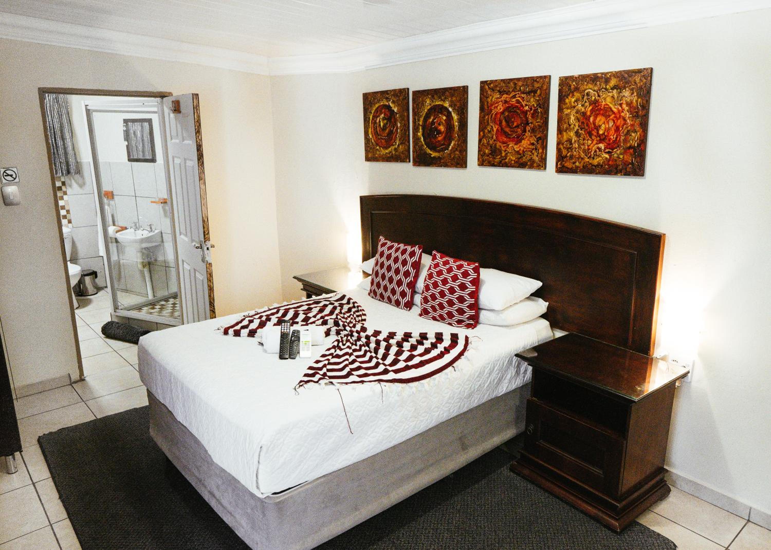 Ehrlichpark Lodge 6/15
