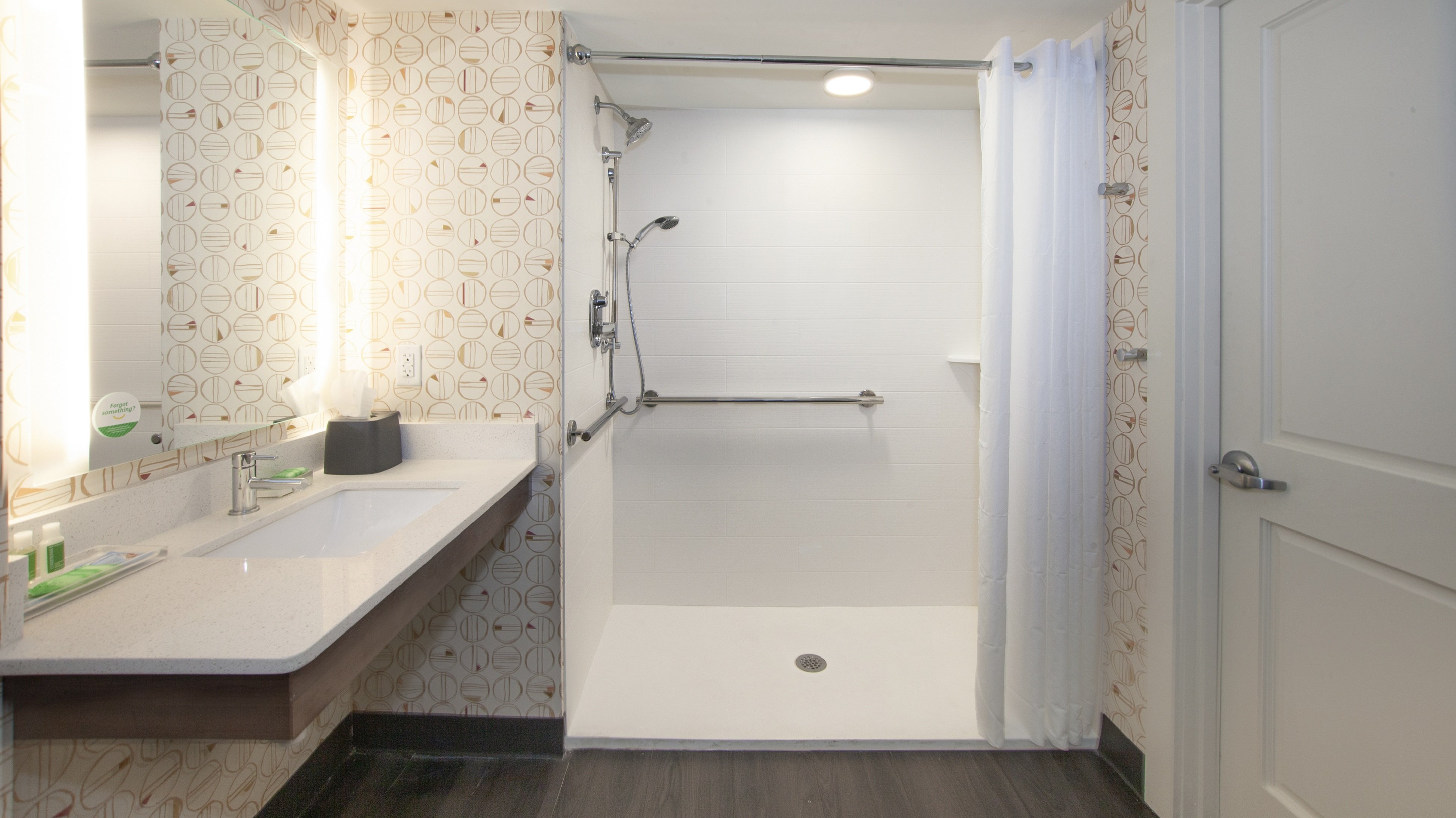 Holiday Inn Panama City an IHG Hotel 76/76