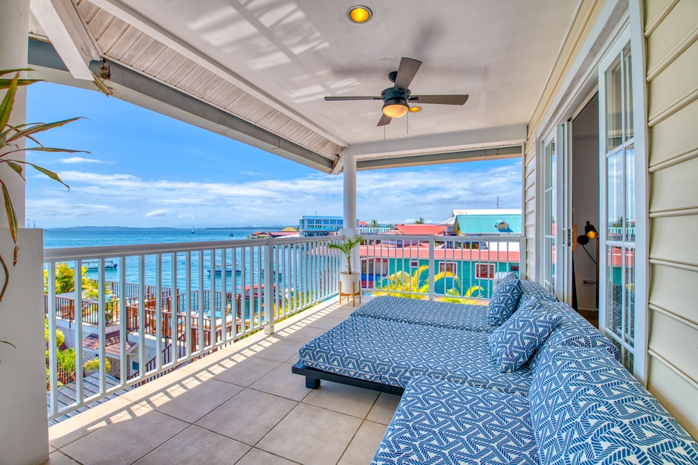 Tropical Suites Hotel 58/67