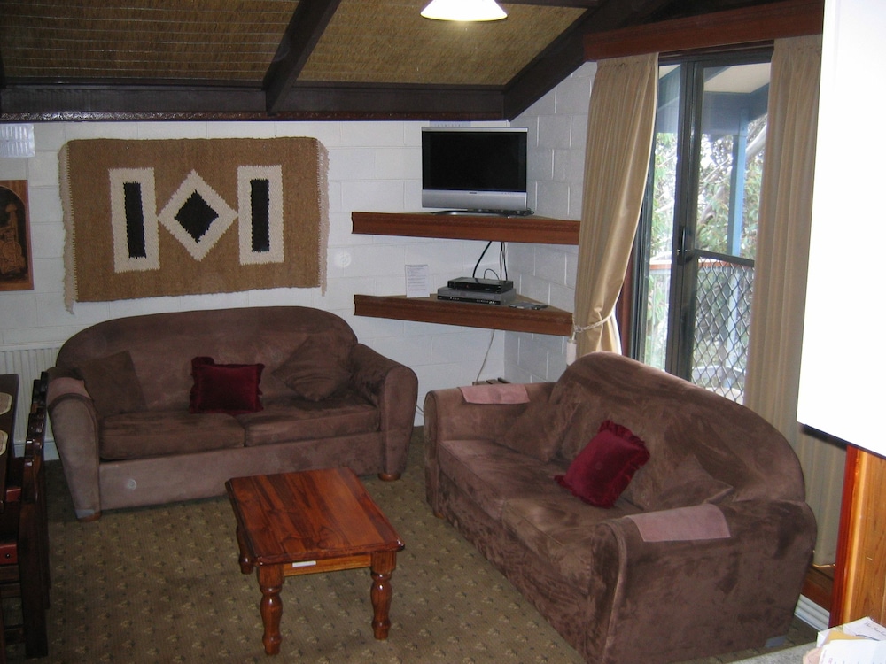 KARELIA ALPINE LODGE 40/56