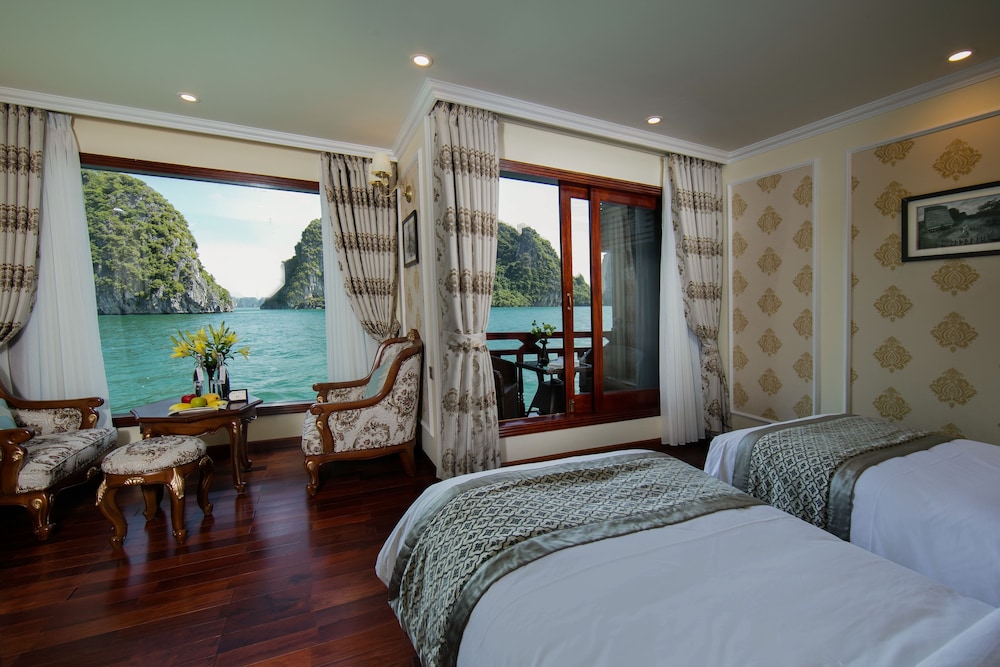 Emperor Cruise Ha Long 14/50