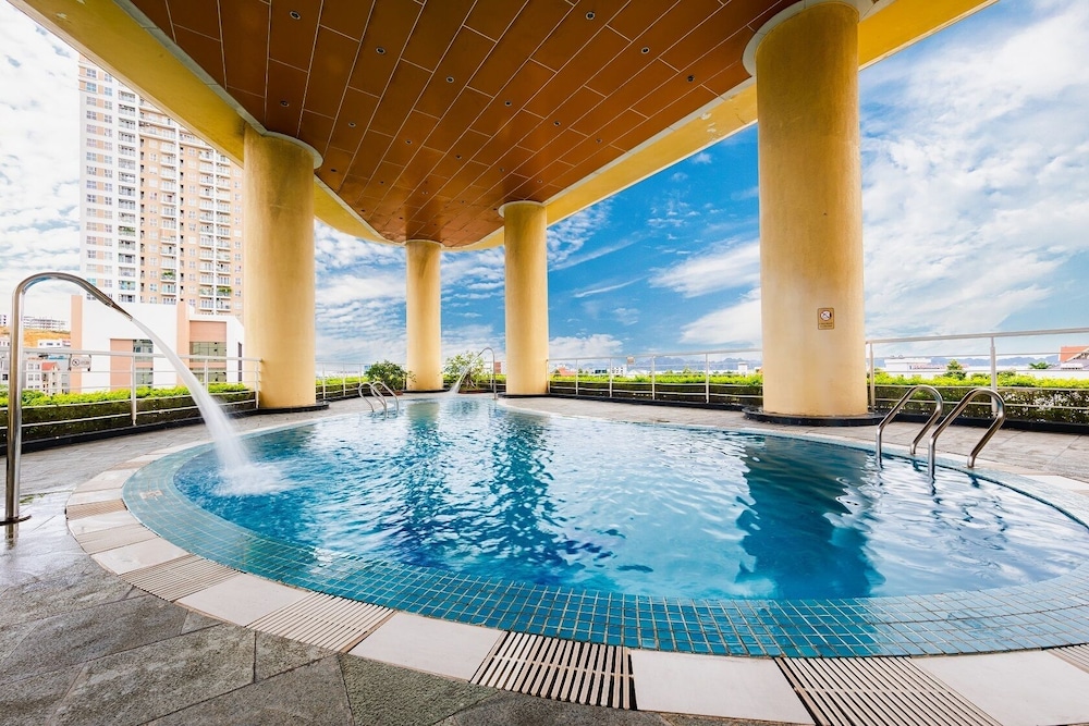 Muong Thanh Grand Ha Long 43/71