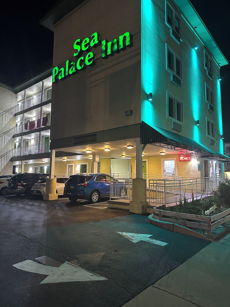 Sea Palace Inn 61/70