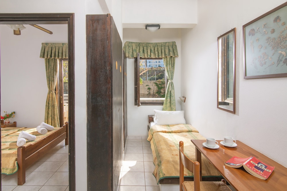 Iliostasi Beach Apartments 46/46