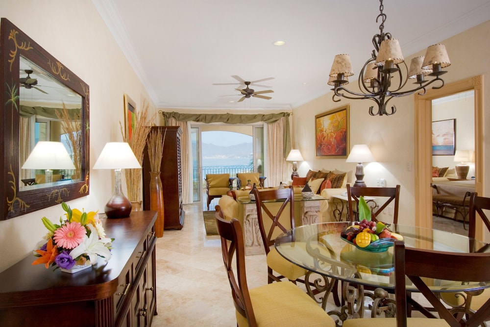 Villa La Estancia Beach Resort and Spa 31/50