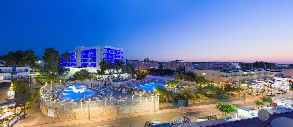 Vibra Riviera Apartments 35/45