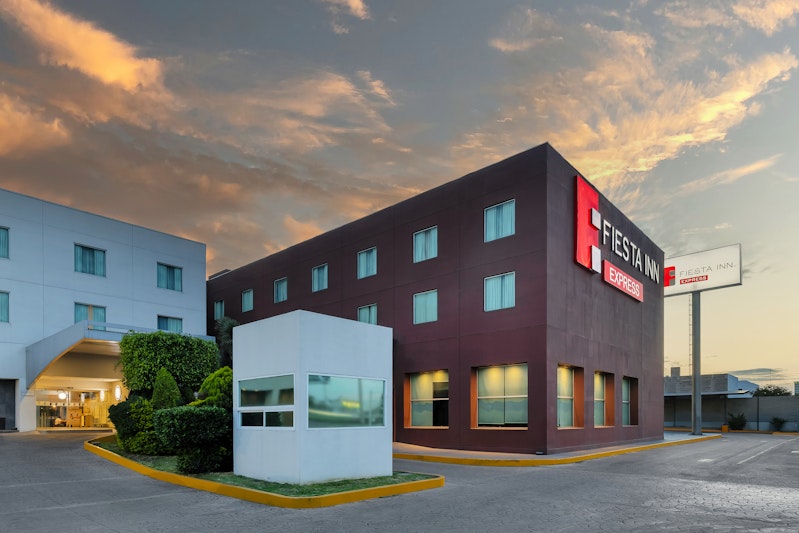 Fiesta Inn Express San Luis Potosi Oriente 41/50