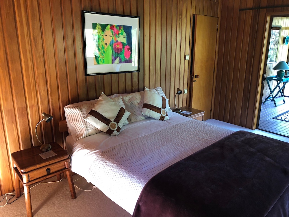 2 Bedrooms, Design, Chalet, 2 Queen Beds, Park View