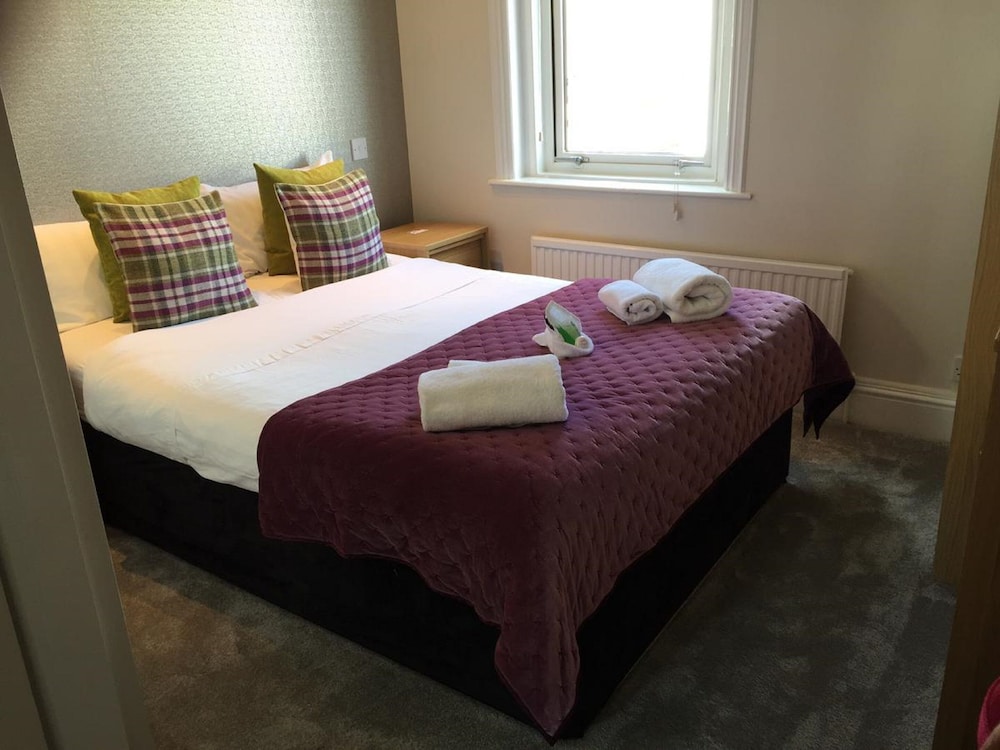 Snug, Double Bed