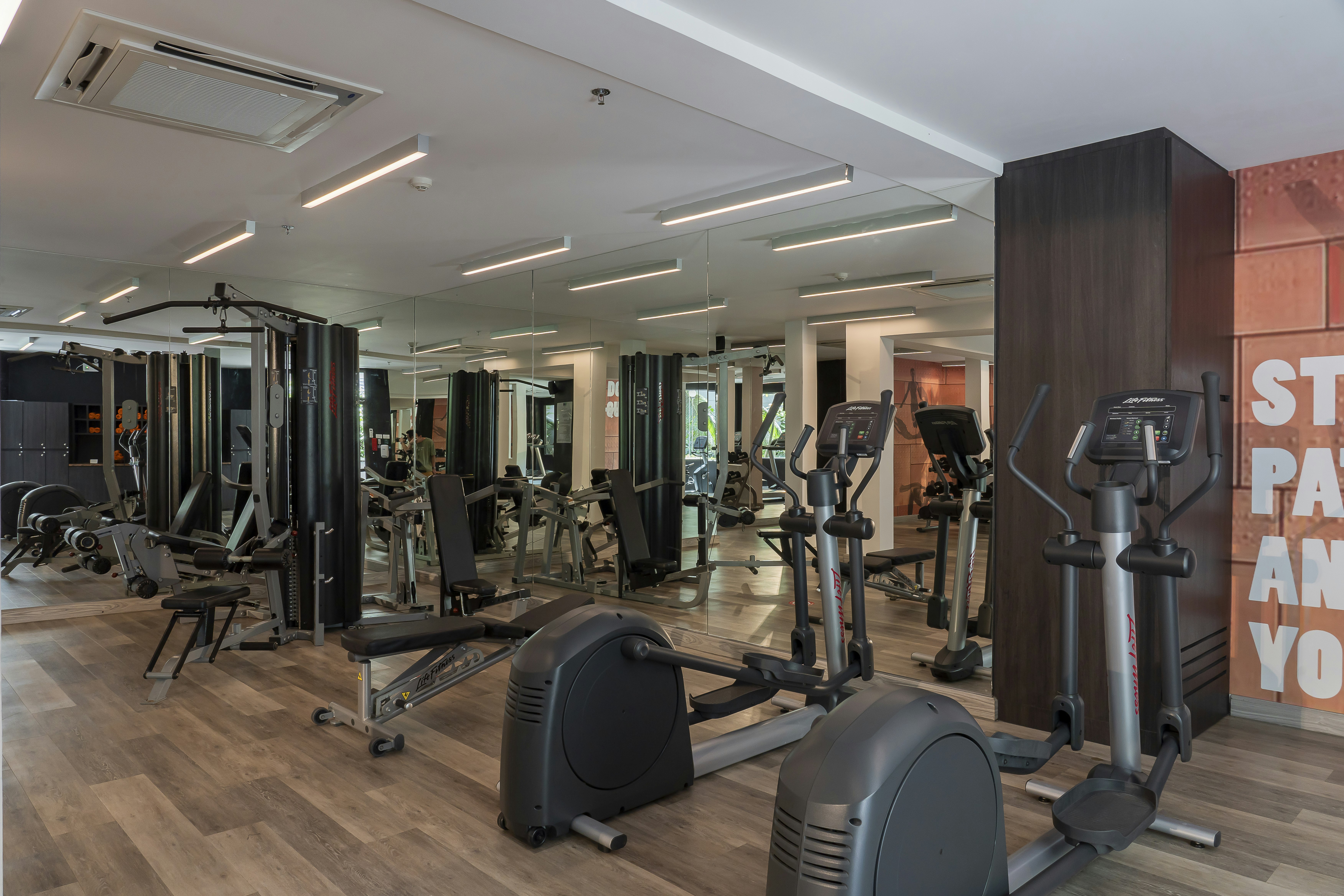 Holiday Inn Resort Krabi Ao Nang Beach 45/79