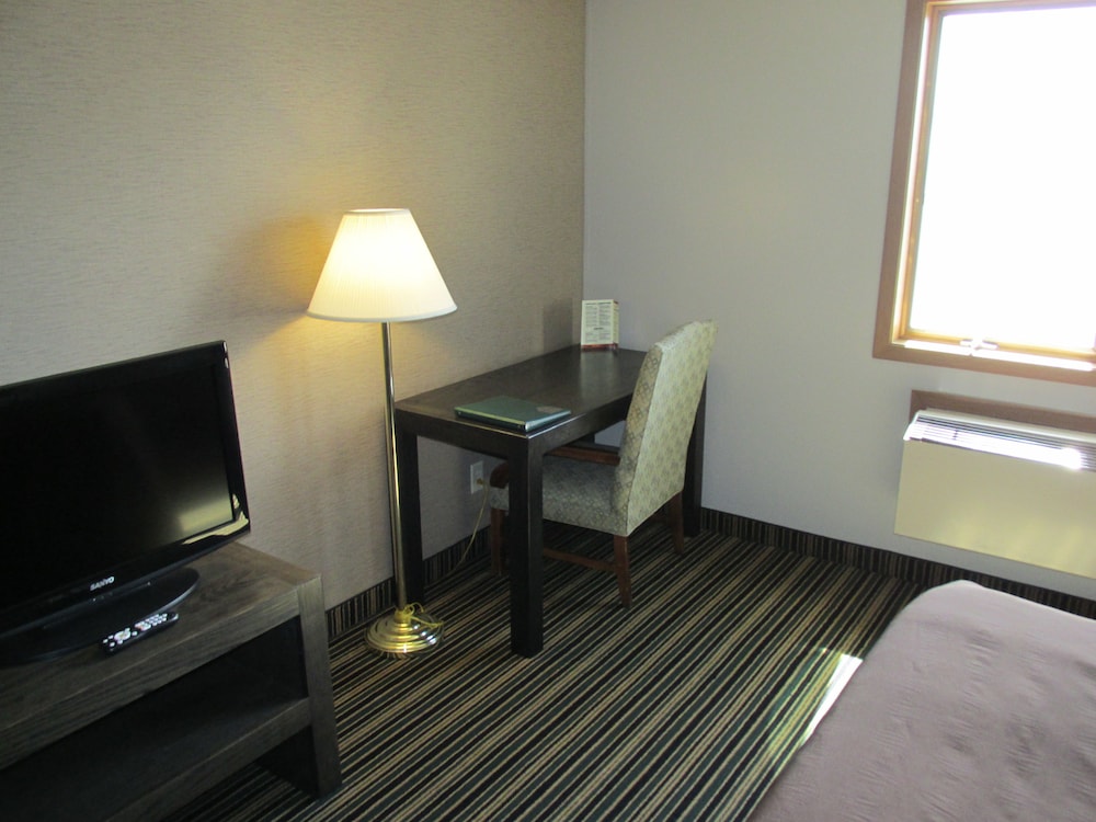 Woodfield Inn and Suites 22/60