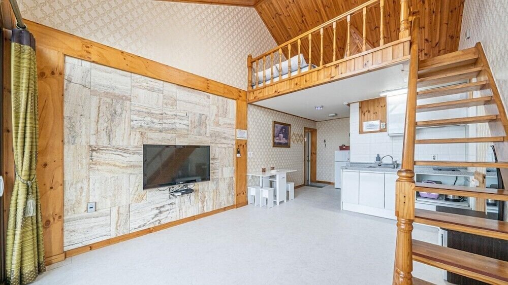 Geoje White O Pension 29/50