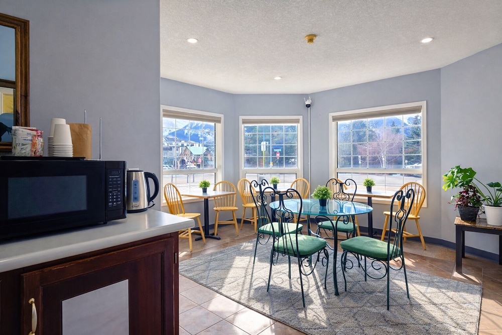 Mountain View Inn 47/62