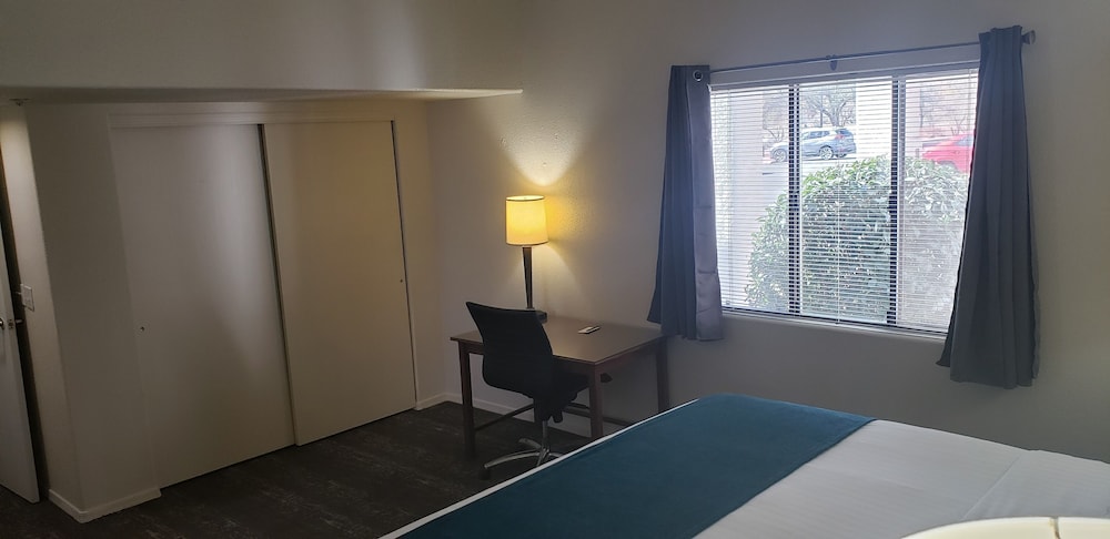 Los Viajeros Inn 24/54