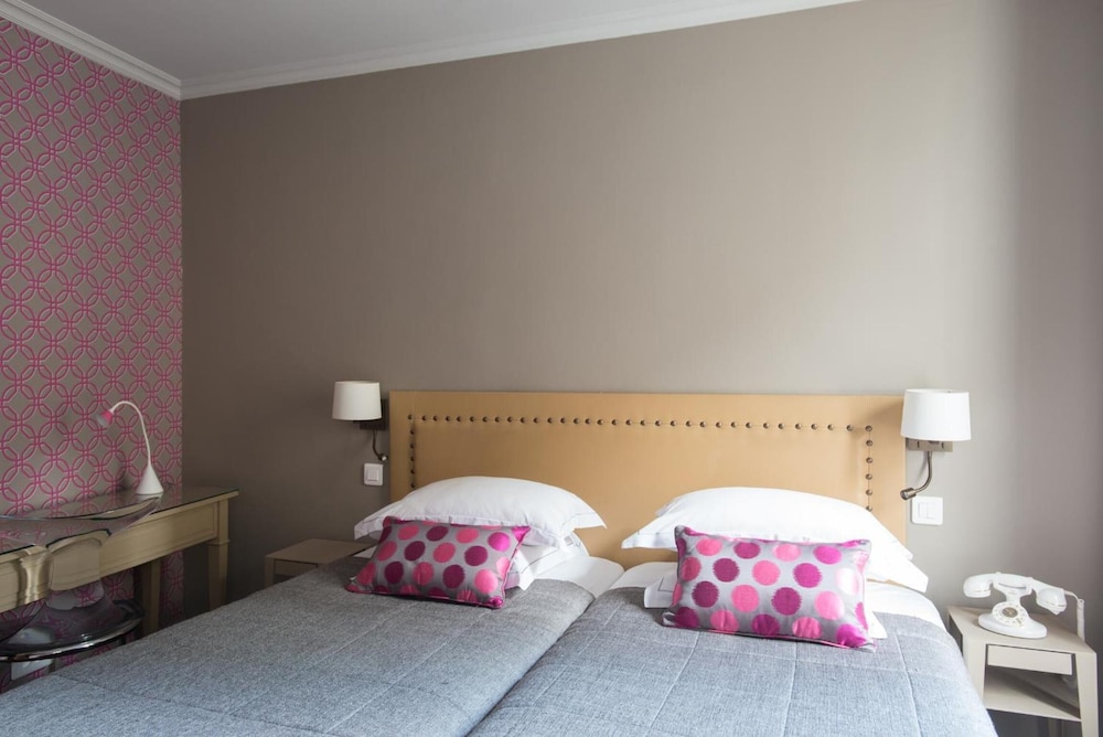 Hotel Apollon Montparnasse 25/43