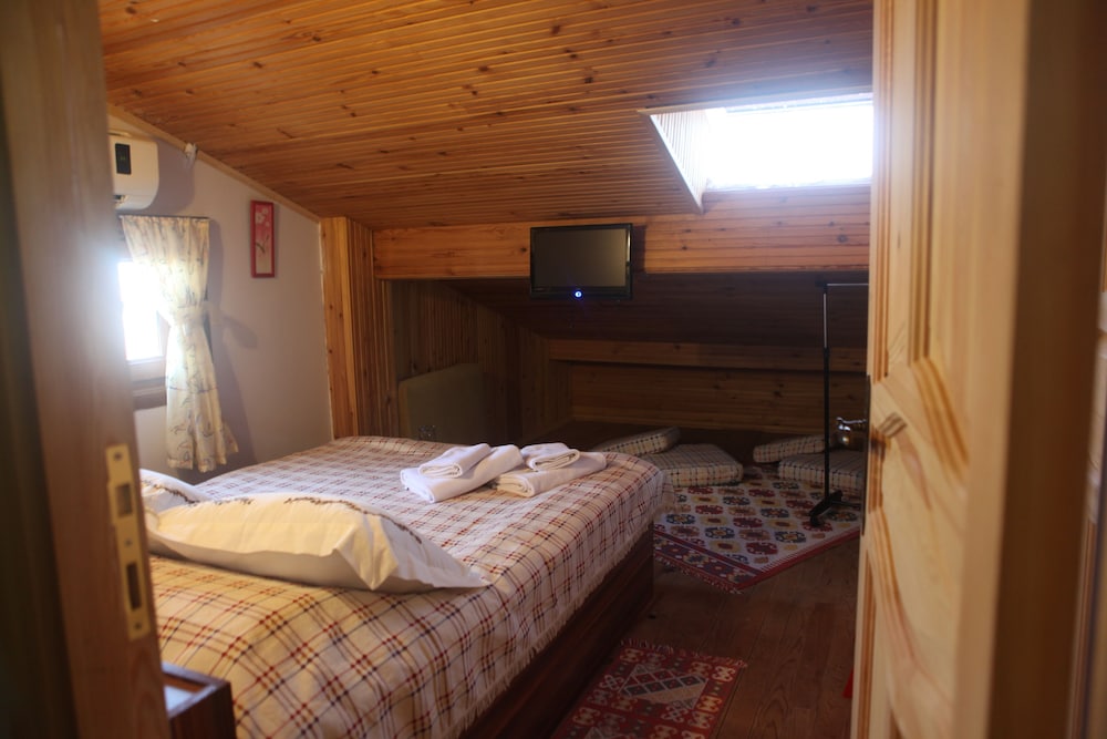 Tom Square Boutique Hotel 15/50