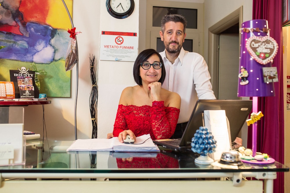 HOTEL RIMINI ERIALE 5/40