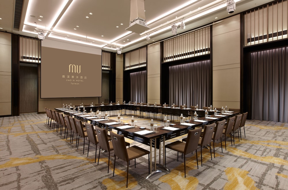 Mu Jiao Xi Hotel 39/50
