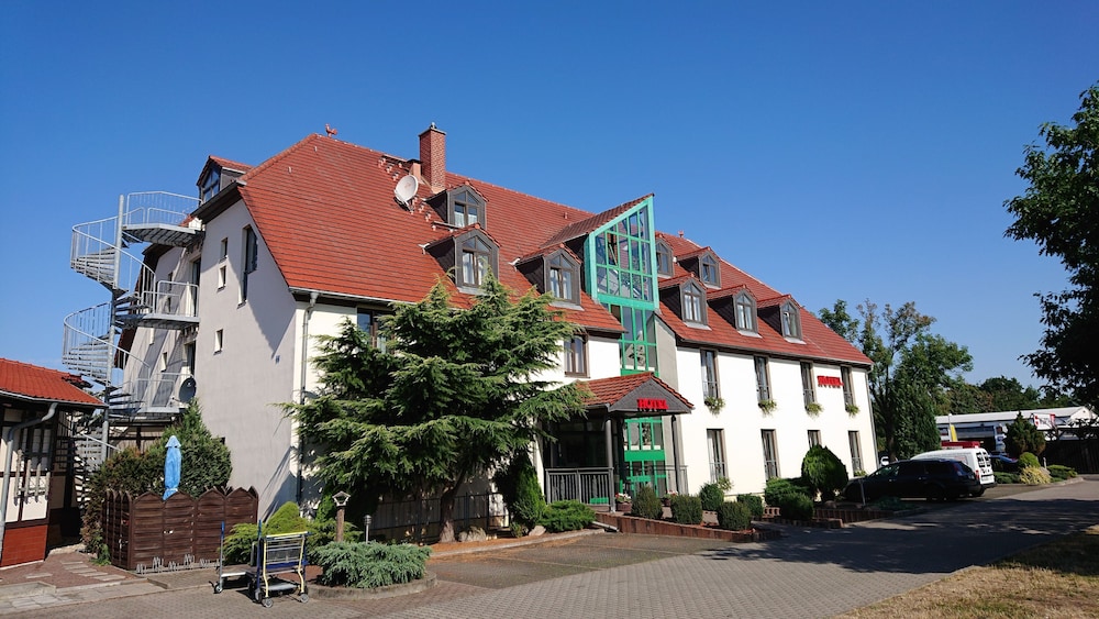 Hotel 3 Linden 3/45