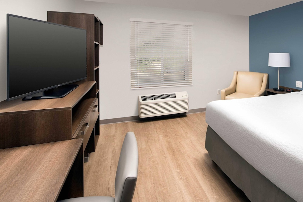 WoodSpring Suites San Antonio Stone Oak 20/42