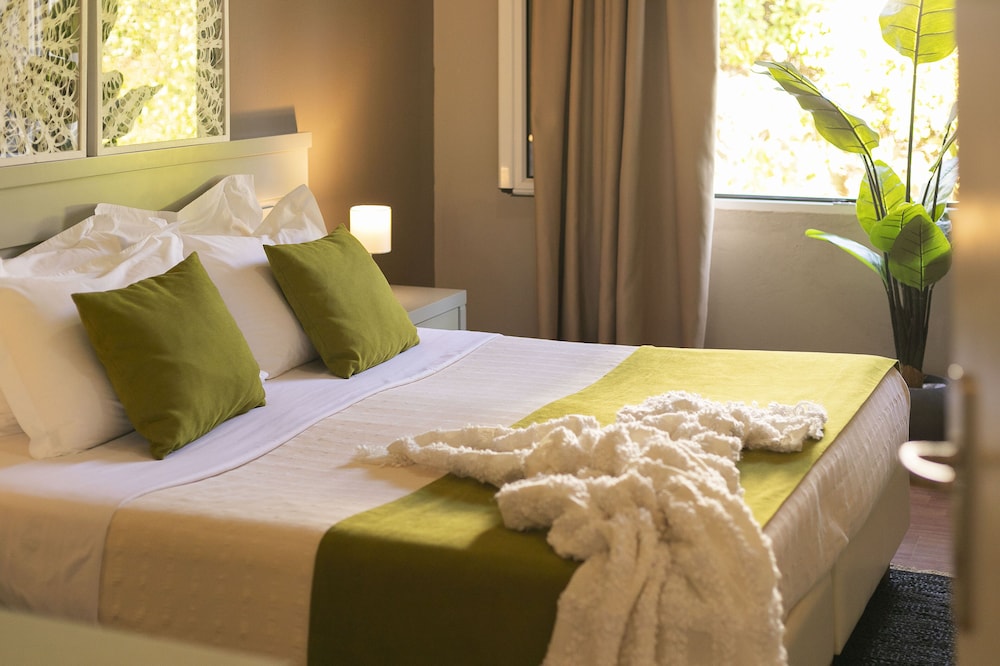Nimfi Hotel, Skiathos 17/50