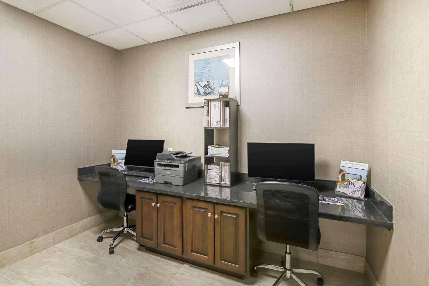 Best Western Plus Brunswick Inn & Suites 38/45