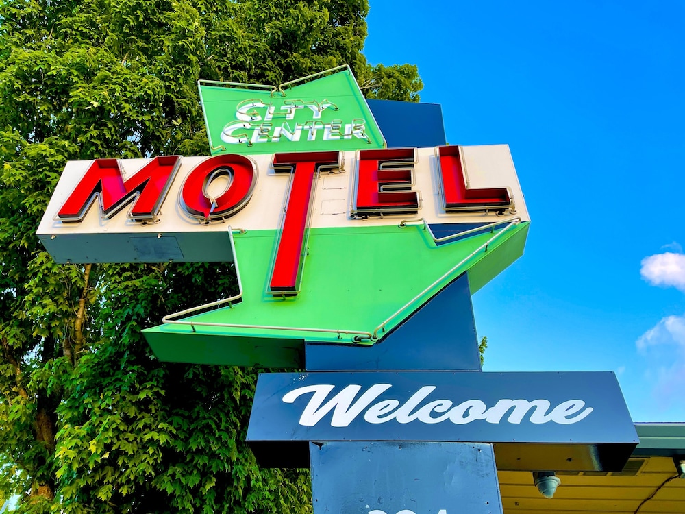 City Center Motel 5/50