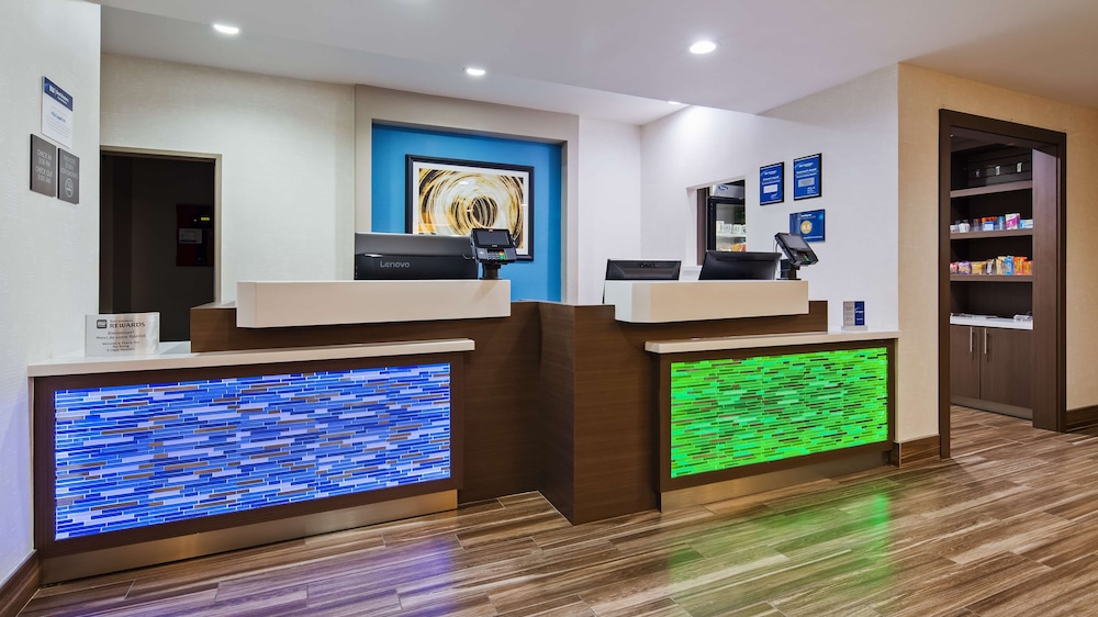 Best Western Plus Mansfield Inn & Suites 5/34
