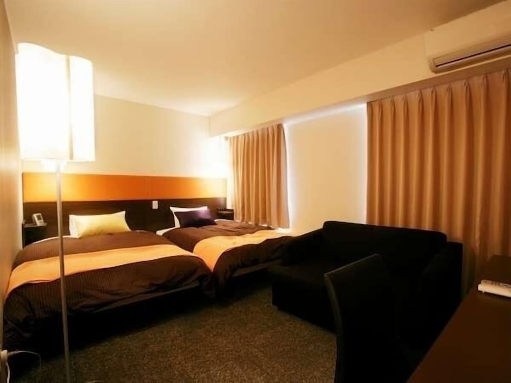 Hotel 1-2-3 Takasaki 6/22